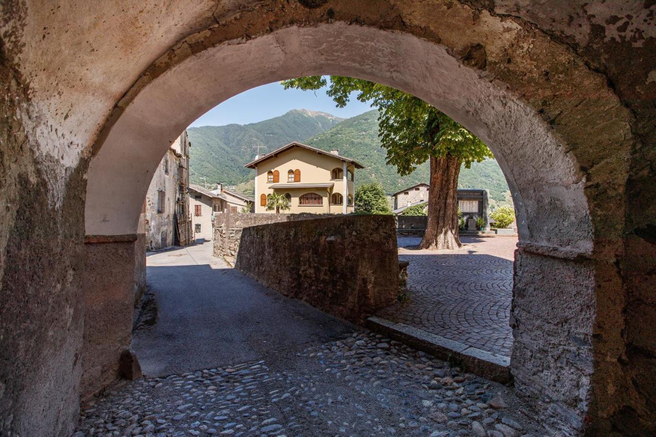 Il Como' Della Civetta - Taverna “La Fenice” Stazzona Kültér fotó