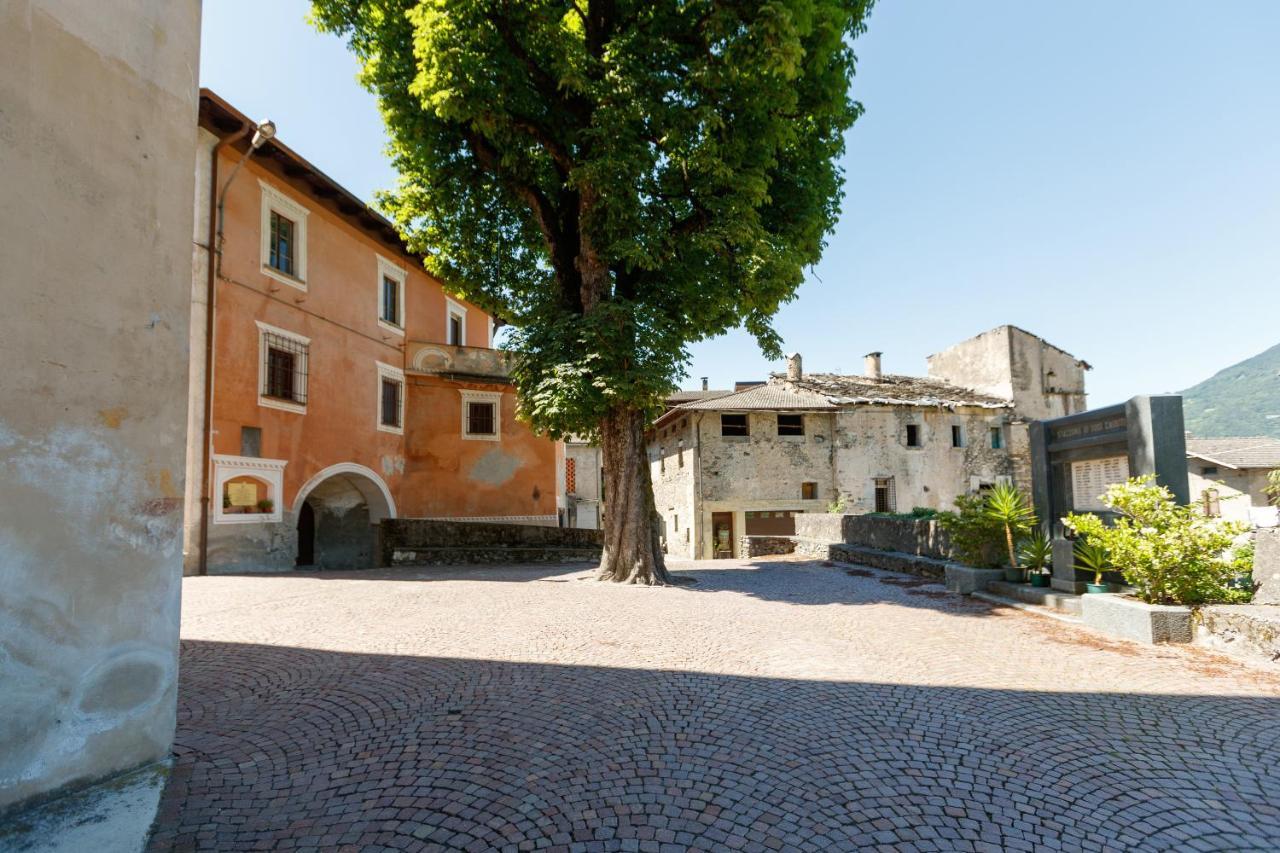 Il Como' Della Civetta - Taverna “La Fenice” Stazzona Kültér fotó